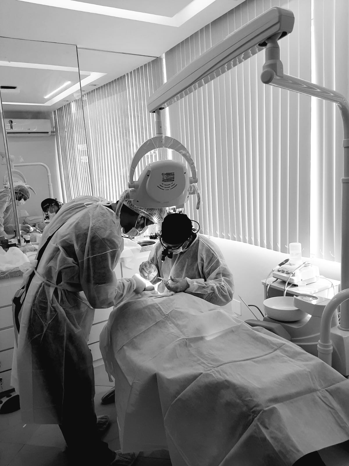 Clínica Odontológica - Consultório com Cadeira Odontológica